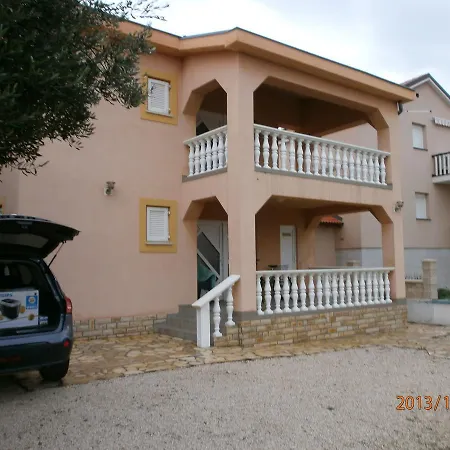 Legin Apartment