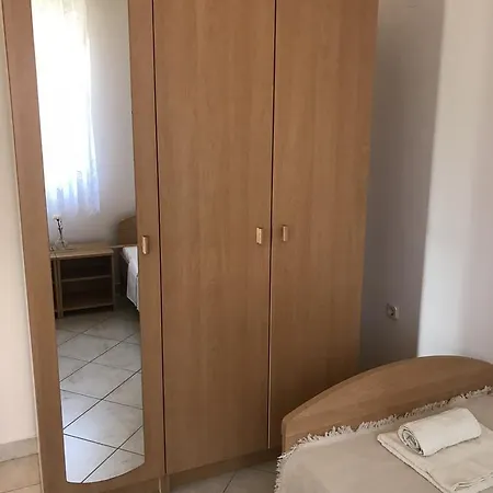 Apartment Legin