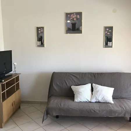 Apartment Legin *